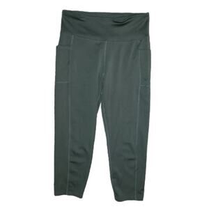 Forest Green Fitness Capri Pants || Small EUC